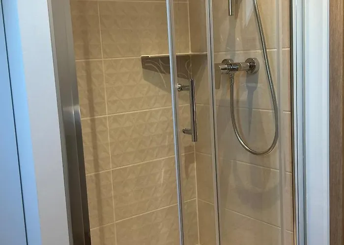 Апартаменти Moderne Et Spacieux, A 10 Min De La Gare